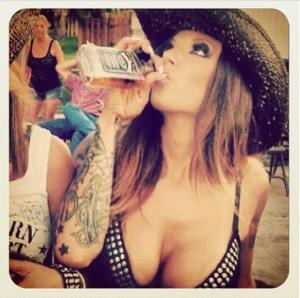 Jack Daniels tatoo girl
