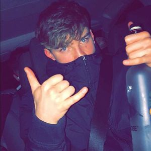 16110923_259694667777576_4119084854765682688_n_002